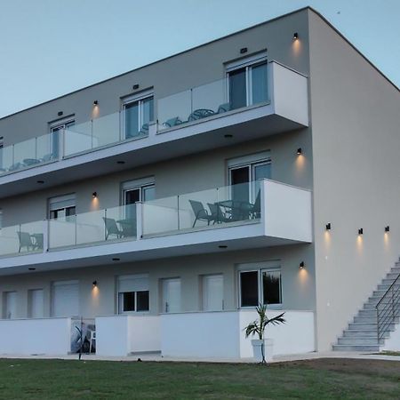 Viento Suites Possidi Esterno foto