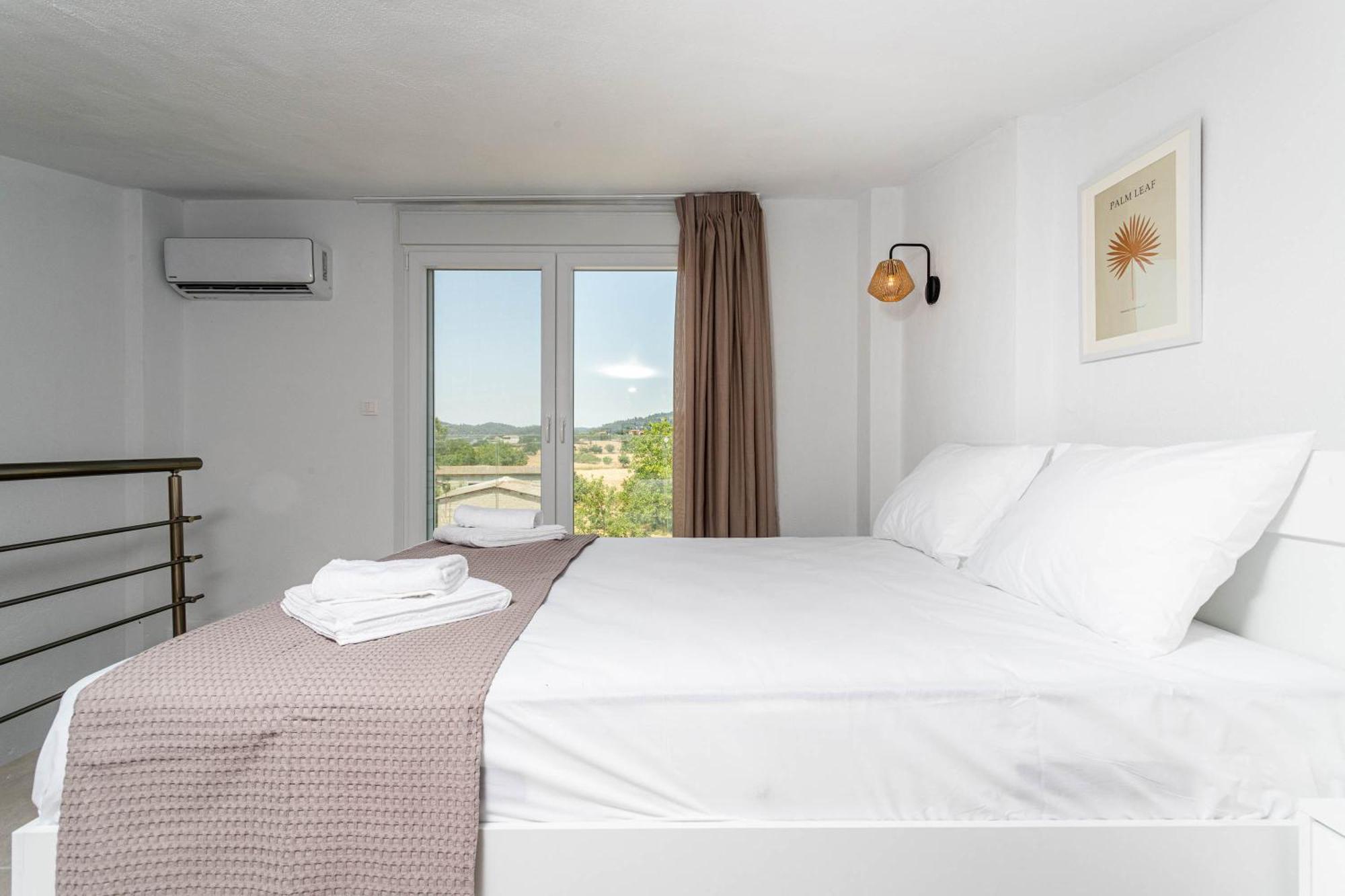 Viento Suites Possidi Esterno foto